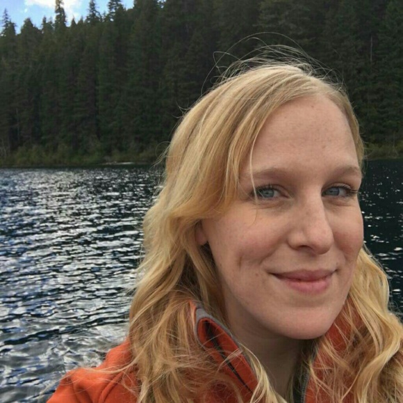 Meet your Posher, Cj - Picture 1 of 6